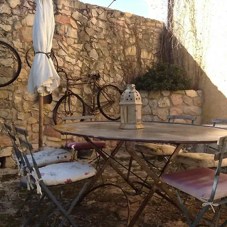 Casa Rota * Arahuetes