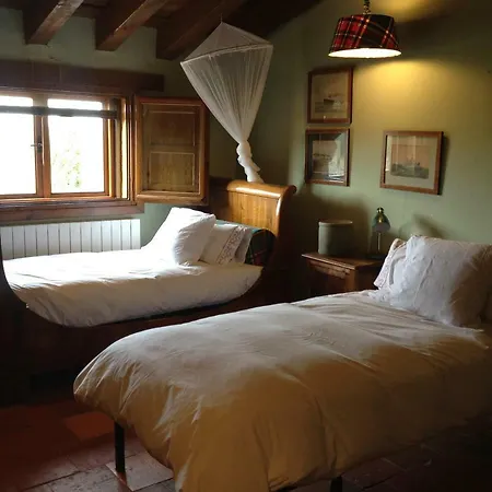 Casa Rota * Arahuetes